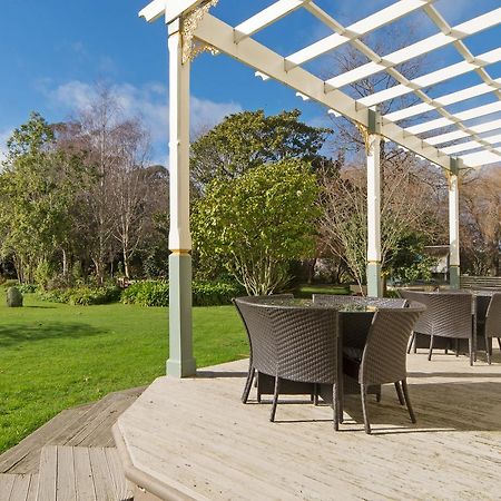 Highden Manor Estate Hotel Palmerston North Exterior foto